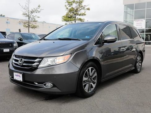Used 2015 Honda Odyssey Touring Elite image 5