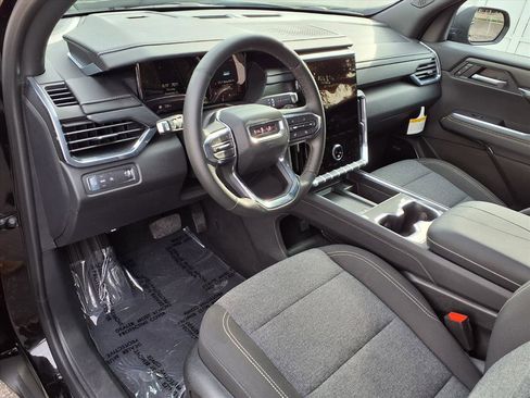 Used 2025 GMC Acadia Elevation image 4