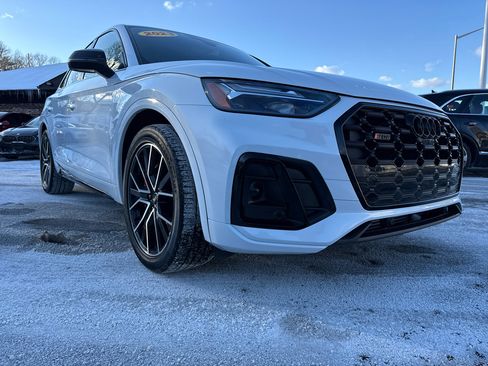 Used 2023 Audi SQ5 Premium Plus w/ Premium Plus Package image 9