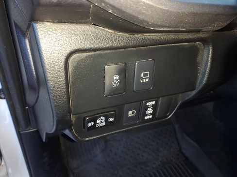 Used 2021 Toyota Tacoma TRD Off-Road w/ TRD Premium Off Road Package image 27