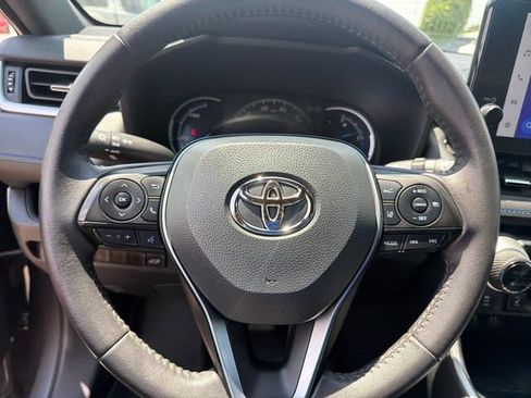 Used 2024 Toyota RAV4 XSE AWD/4WD image 19