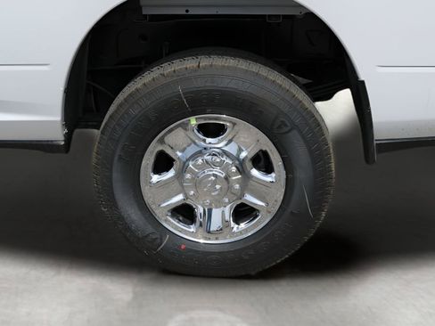 New 2026 RAM 3500 Tradesman AWD/4WD image 9