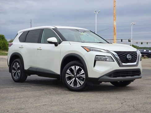 Used 2023 Nissan Rogue SV AWD/4WD image 2