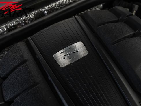 Used 2020 Porsche Macan Turbo image 56