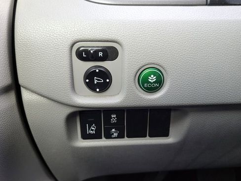 Used 2018 Honda Pilot EX image 26