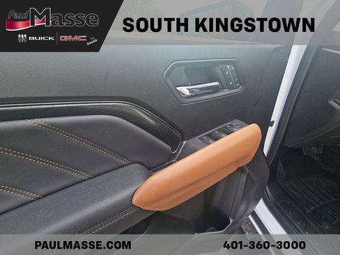 Used 2023 GMC Canyon AT4 w/ AT4 Premium Package AWD/4WD image 9