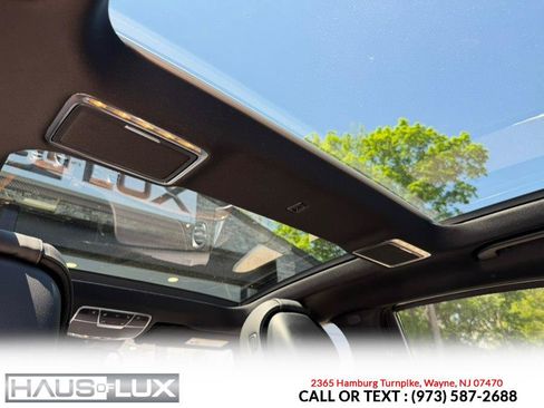 Used 2015 Mercedes-Benz S 550 4MATIC Sedan image 31