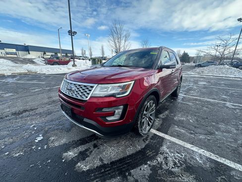 Used 2017 Ford Explorer Platinum image 7