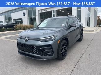 New 2026 Volkswagen Tiguan SE R-Line video 1
