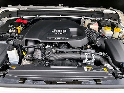 Used 2021 Jeep Wrangler Unlimited Sport image 34