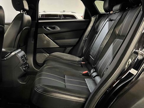 Used 2018 Land Rover Range Rover Velar R-Dynamic SE image 47