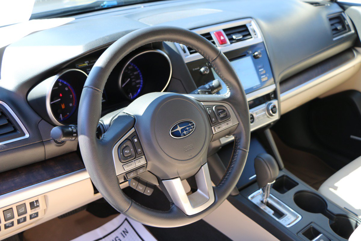 Used 2017 Subaru Outback 2.5i Limited AWD/4WD image 19