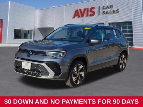Used 2025 Volkswagen Taos SE AWD/4WD image 1