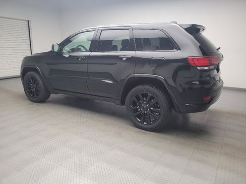 Used 2020 Jeep Grand Cherokee Altitude AWD/4WD image 3