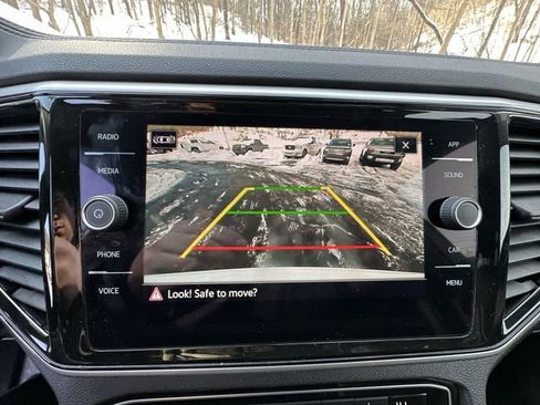 Used 2023 Volkswagen Atlas SE image 26