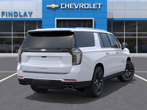 New 2026 Chevrolet Suburban High Country image 17