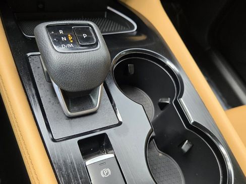 Used 2021 Nissan Rogue Platinum FWD image 19