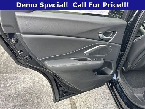 Used 2025 Acura RDX SH-AWD image 14