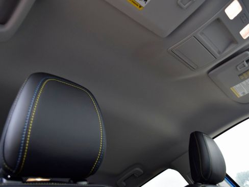 New 2025 Ford Maverick Lobo image 24