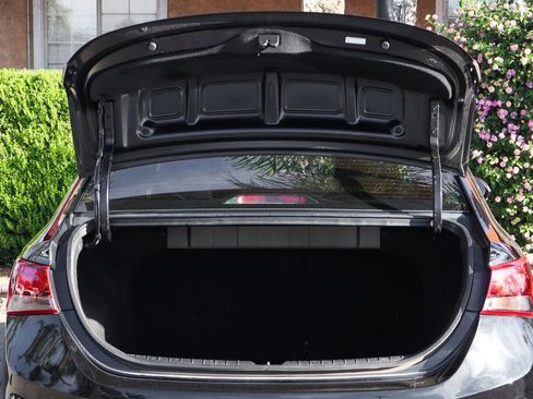 Used 2020 Hyundai Accent SEL image 8