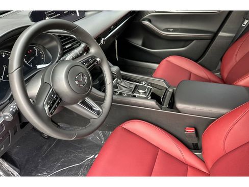 Used 2025 MAZDA MAZDA3 Carbon image 9