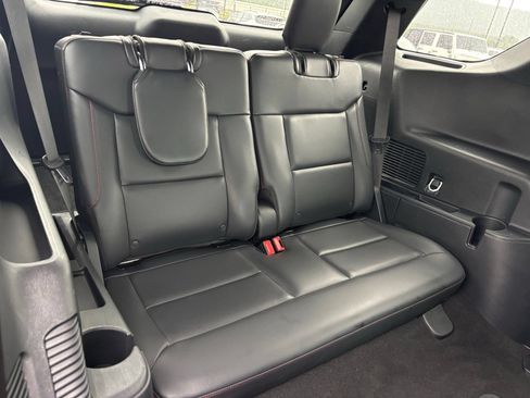 Used 2025 Ford Explorer ST AWD/4WD image 17