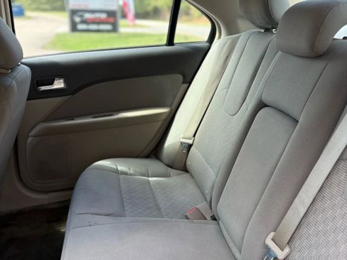 Used 2012 Ford Fusion S image 28