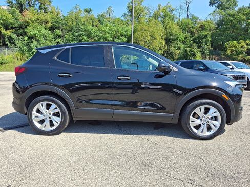 Used 2024 Buick Encore GX Preferred w/ Comfort Package AWD/4WD image 7