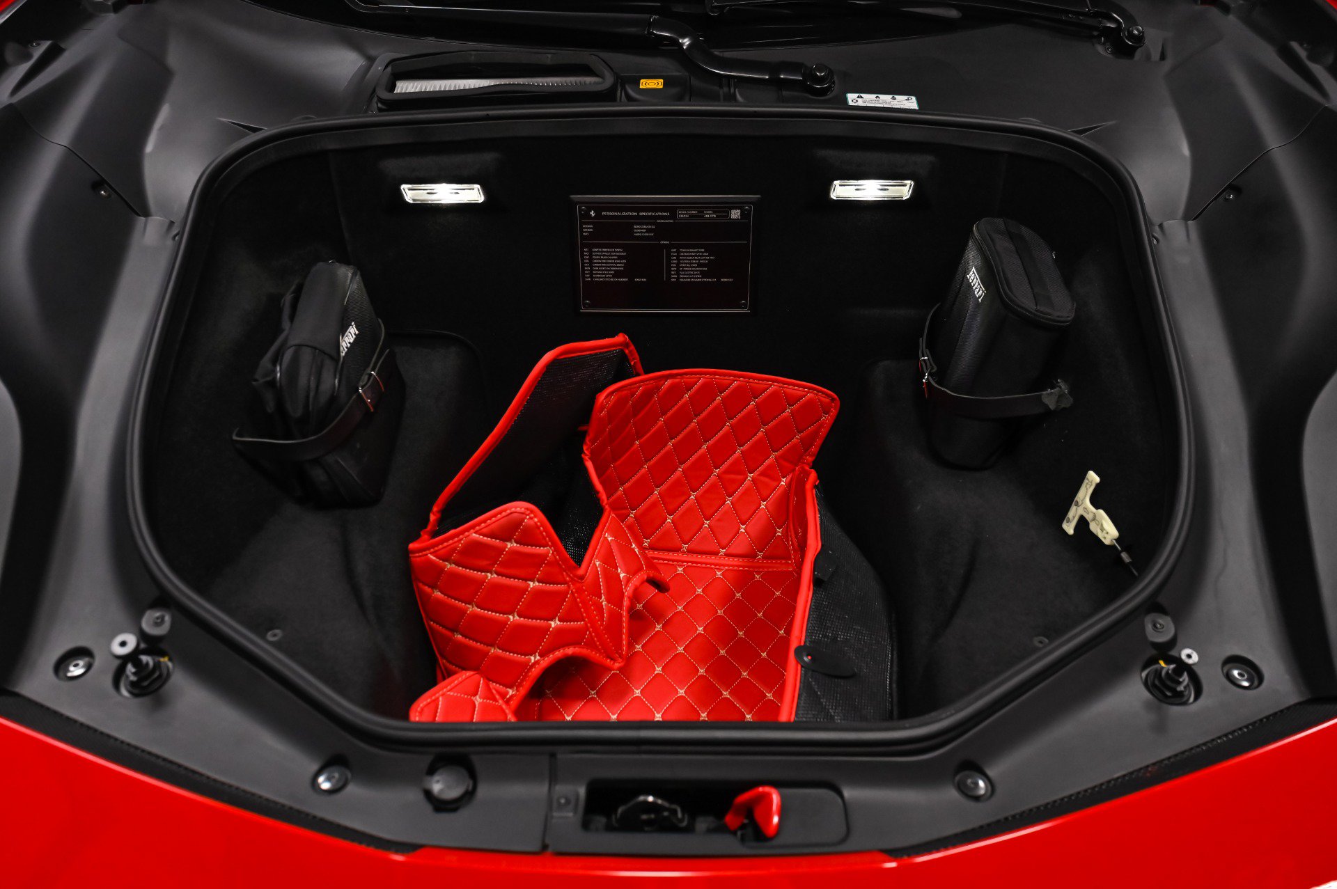 Used 2018 Ferrari 488 GTB RWD image 48