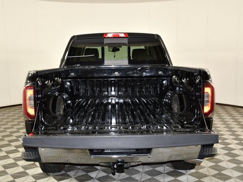 Used 2017 GMC Sierra 1500 SLT w/ SLT Premium Package AWD/4WD image 39
