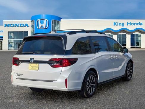 New 2026 Honda Odyssey EX-L image 6