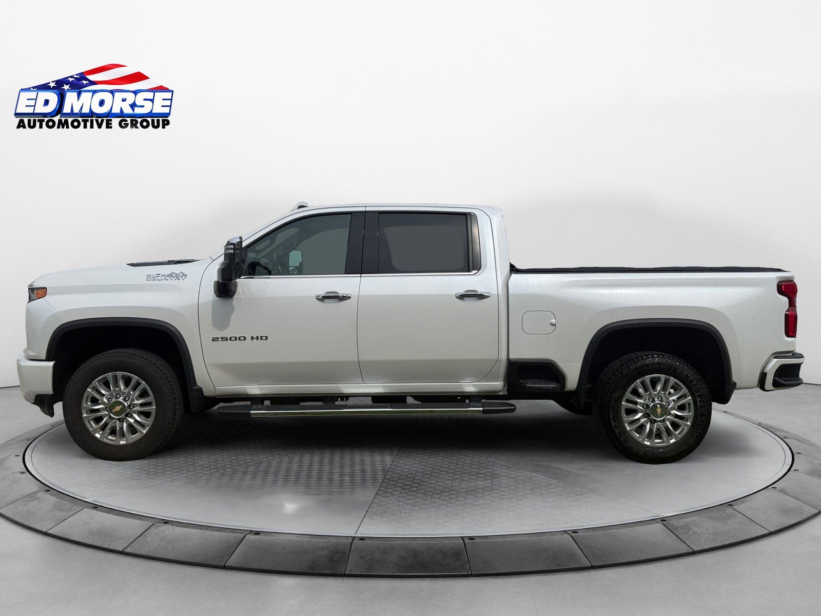 Certified 2021 Chevrolet Silverado 2500 High Country w/ Z71 Off-Road Package AWD/4WD image 2