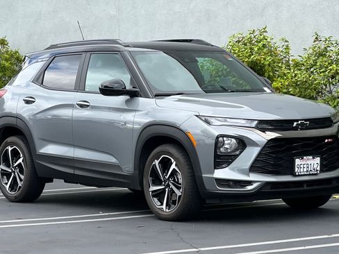 Used 2023 Chevrolet TrailBlazer RS FWD image 5