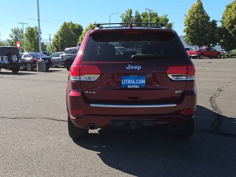 Used 2018 Jeep Grand Cherokee Overland AWD/4WD image 7