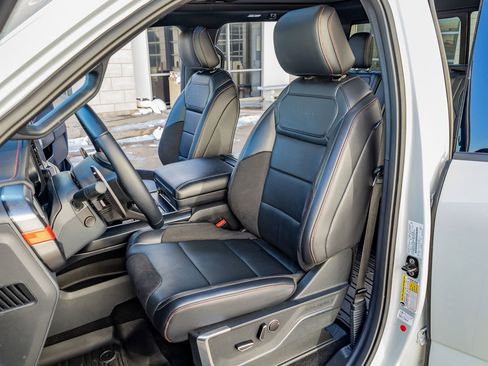 Used 2025 Ford F150 Raptor image 29