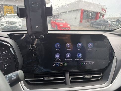 Used 2025 Chevrolet Trax LS FWD image 4