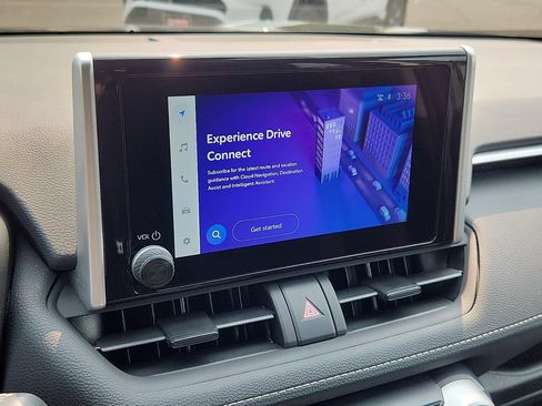 Certified 2025 Toyota RAV4 XLE FWD image 17