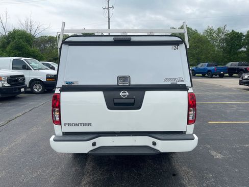 Used 2021 Nissan Frontier S RWD image 7