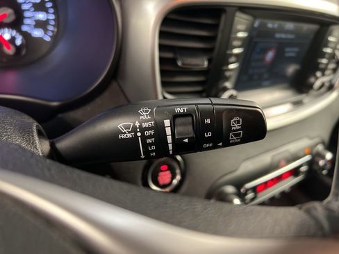 Used 2020 Kia Sorento S AWD/4WD image 21