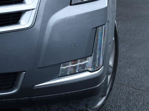 Used 2019 Cadillac Escalade ESV Luxury RWD image 20