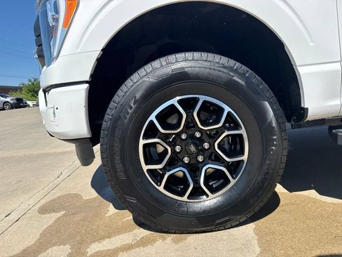 Used 2021 Ford F150 XLT w/ Equipment Group 302A High AWD/4WD image 9