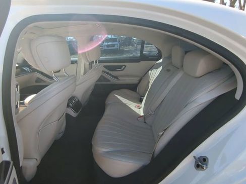 Used 2023 Mercedes-Benz S 500 4MATIC image 15