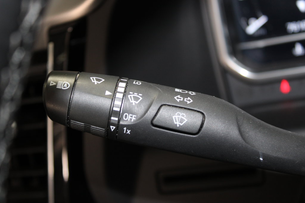 Used 2023 GMC Sierra 1500 Denali AWD/4WD image 38