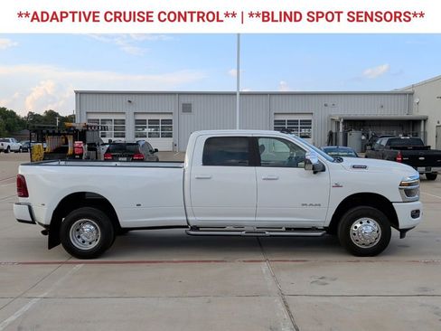New 2026 RAM 3500 Laramie w/ Max Tow Package image 10