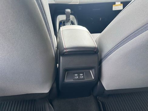 Used 2024 Toyota Corolla SE w/ SE Package FWD image 22