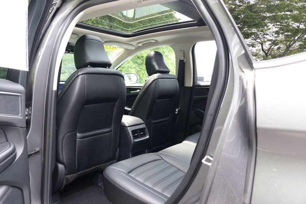 Used 2024 Ford Edge SEL w/ Convenience Package AWD/4WD image 47