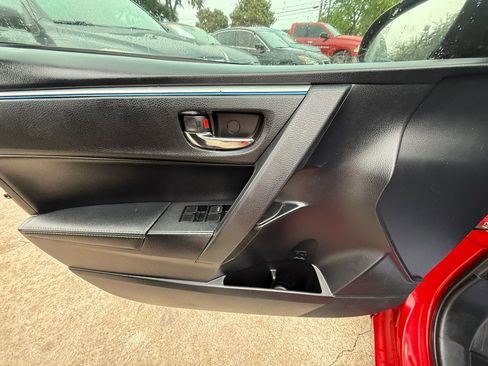 Used 2014 Toyota Corolla S FWD image 18