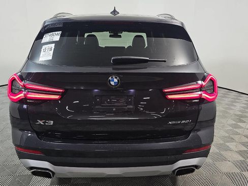 Used 2024 BMW X3 xDrive30i image 3