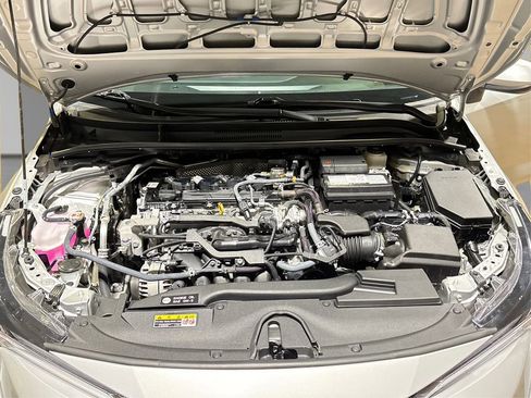 Used 2025 Toyota Corolla LE image 15
