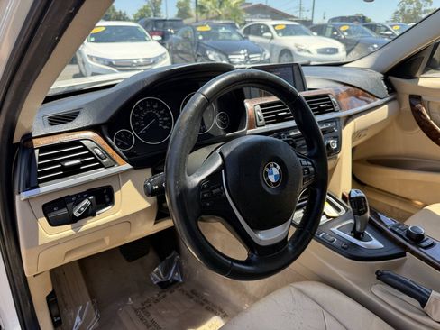 Used 2014 BMW 328i Sedan RWD image 17